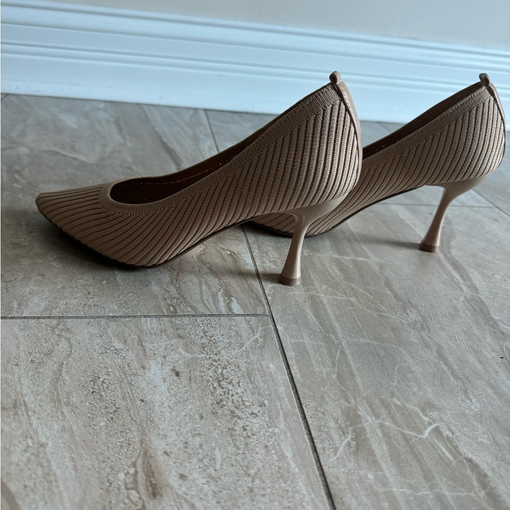 Cushionaire Memory Foam Heels - image 1